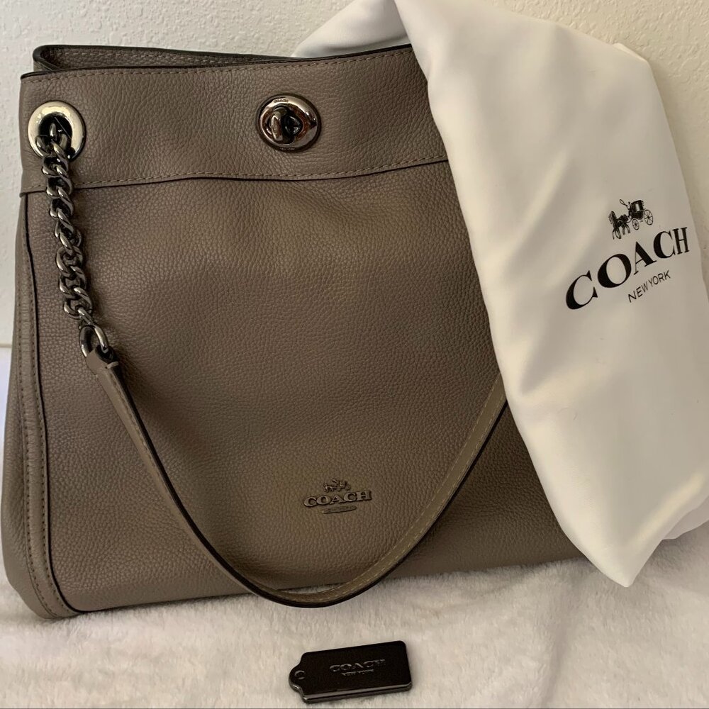 Coach Turnlock Edie Shoulder Bag β Taupe - Picture 2 of 16
